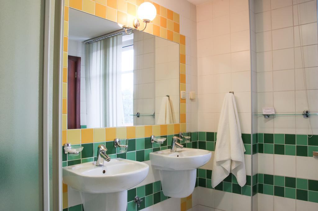 Hotel Sutoris Bochnia Camera foto