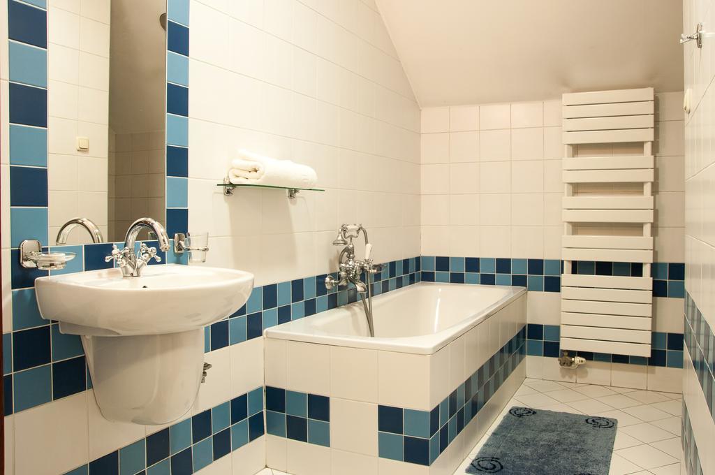 Hotel Sutoris Bochnia Camera foto