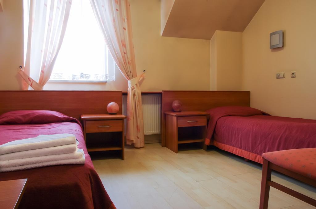 Hotel Sutoris Bochnia Camera foto